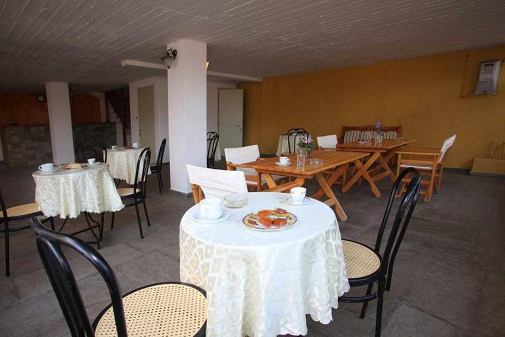 Hotel Aggeliki Skopelos Town Exterior photo