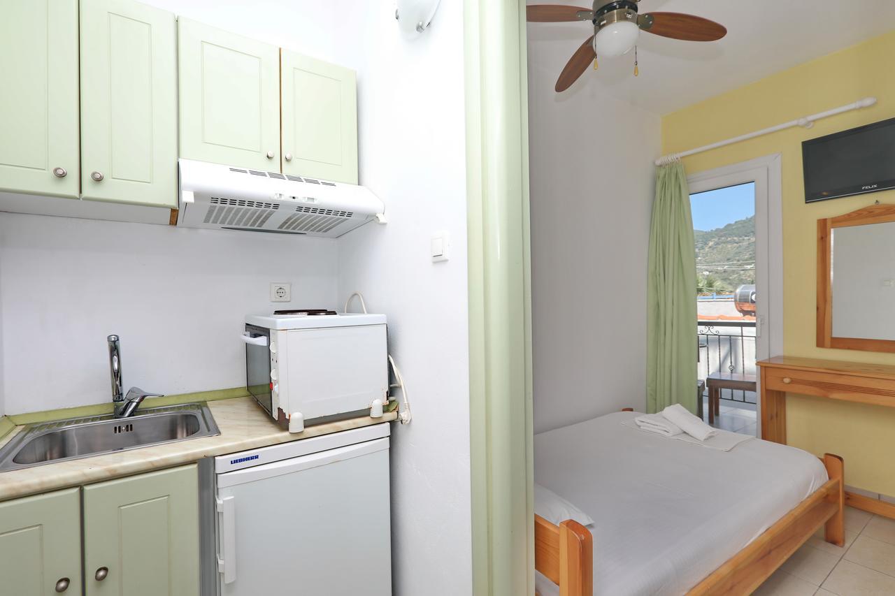 Hotel Aggeliki Skopelos Town Exterior photo