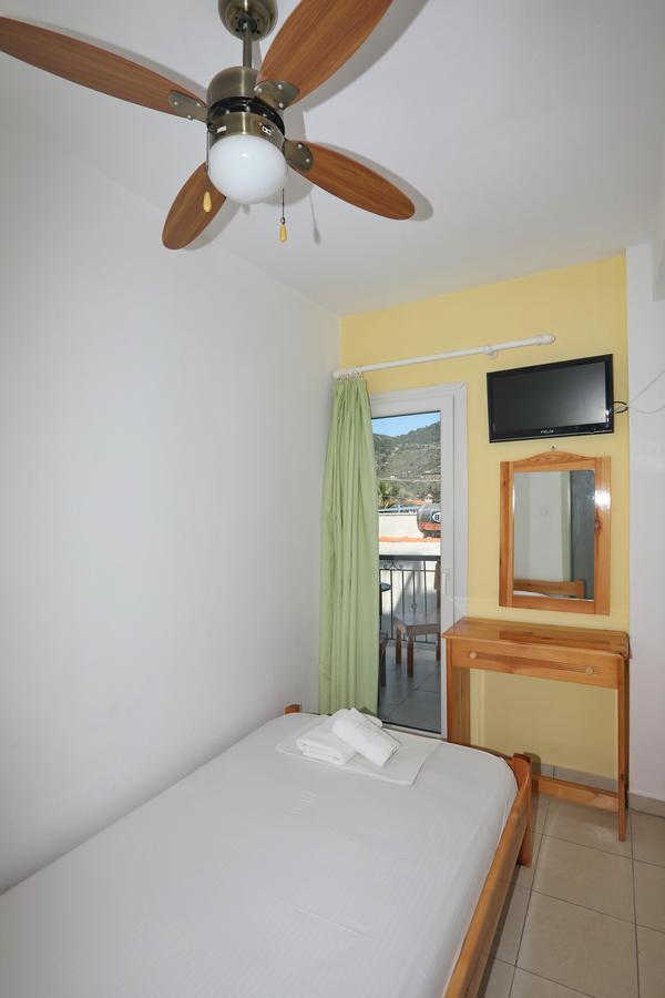 Hotel Aggeliki Skopelos Town Exterior photo